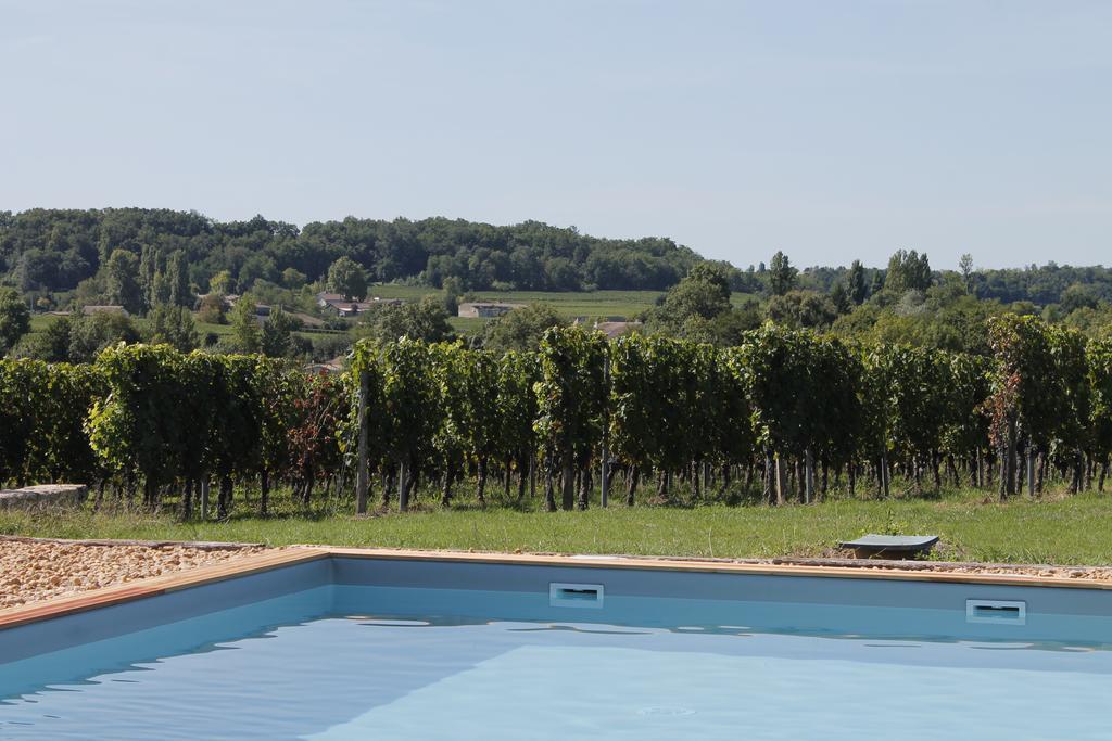 Chateau Nardou Saint-Sulpice-et-Cameyrac Quarto foto