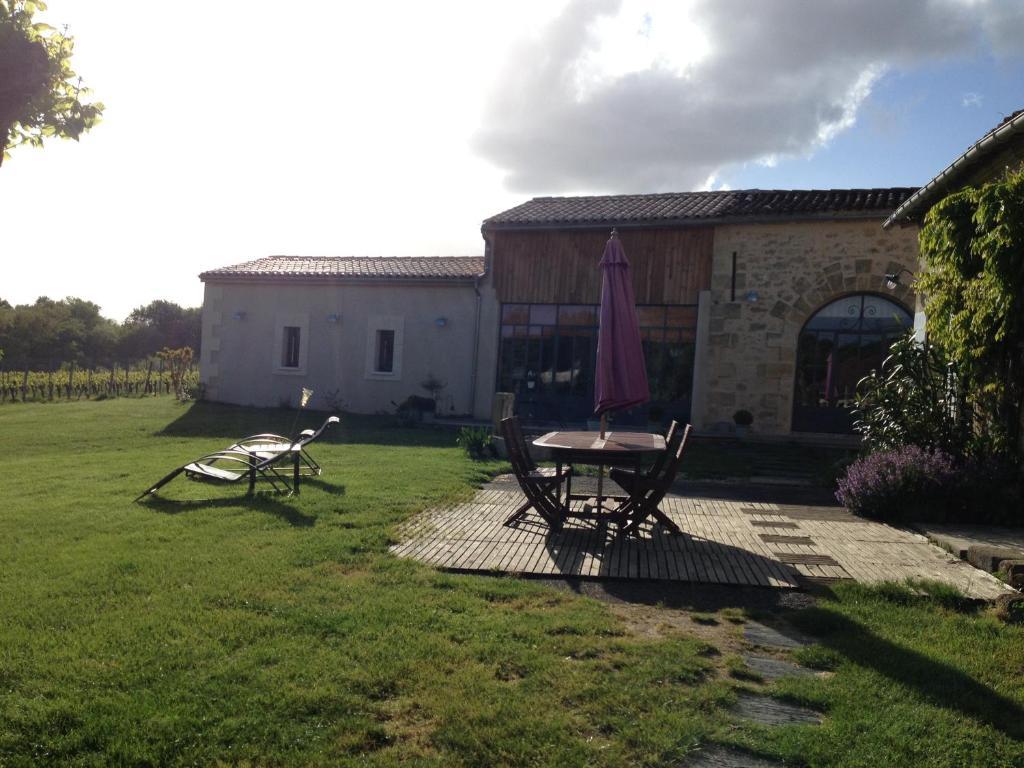 Chateau Nardou Saint-Sulpice-et-Cameyrac Quarto foto