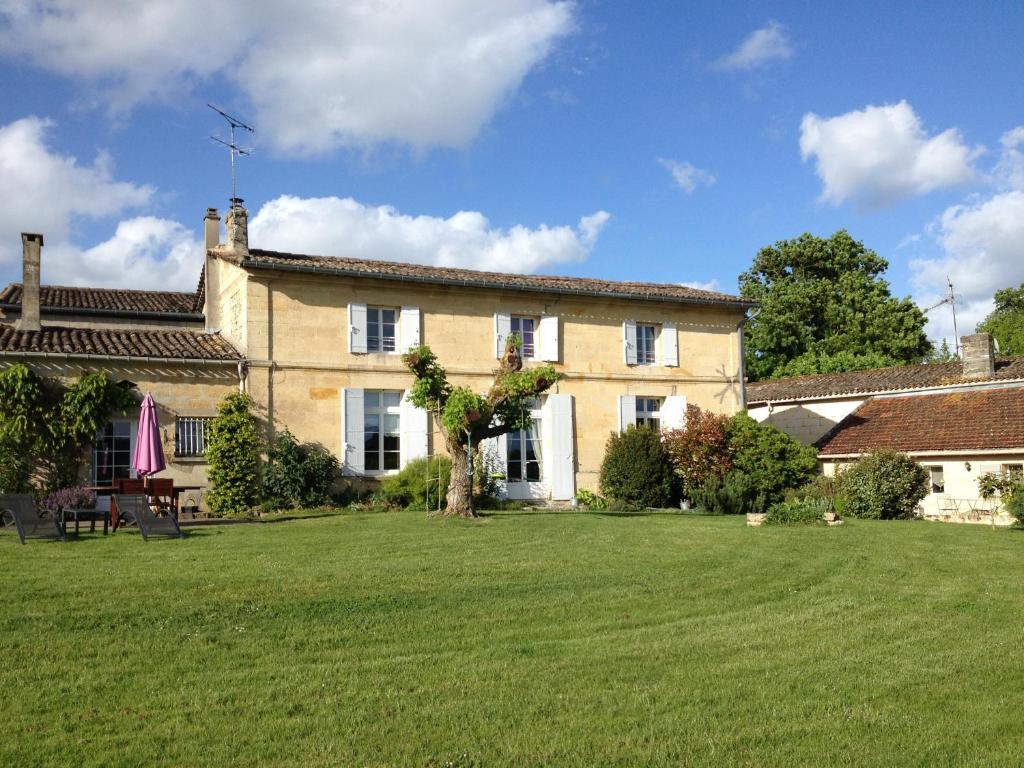 Chateau Nardou Saint-Sulpice-et-Cameyrac Quarto foto
